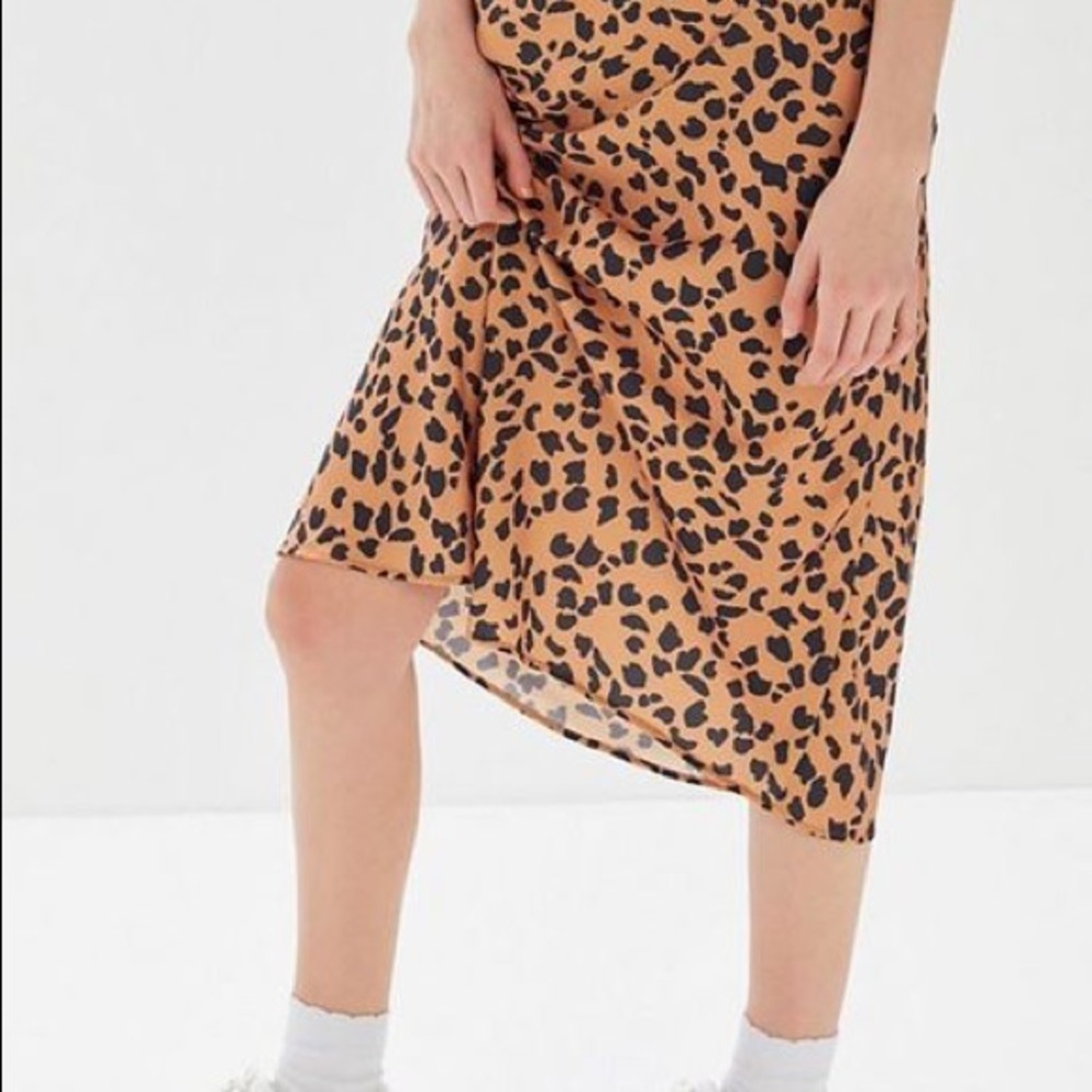 Urban Outfitters Leopard Print Maxi Satin Skirt - Picture 3 of 8
